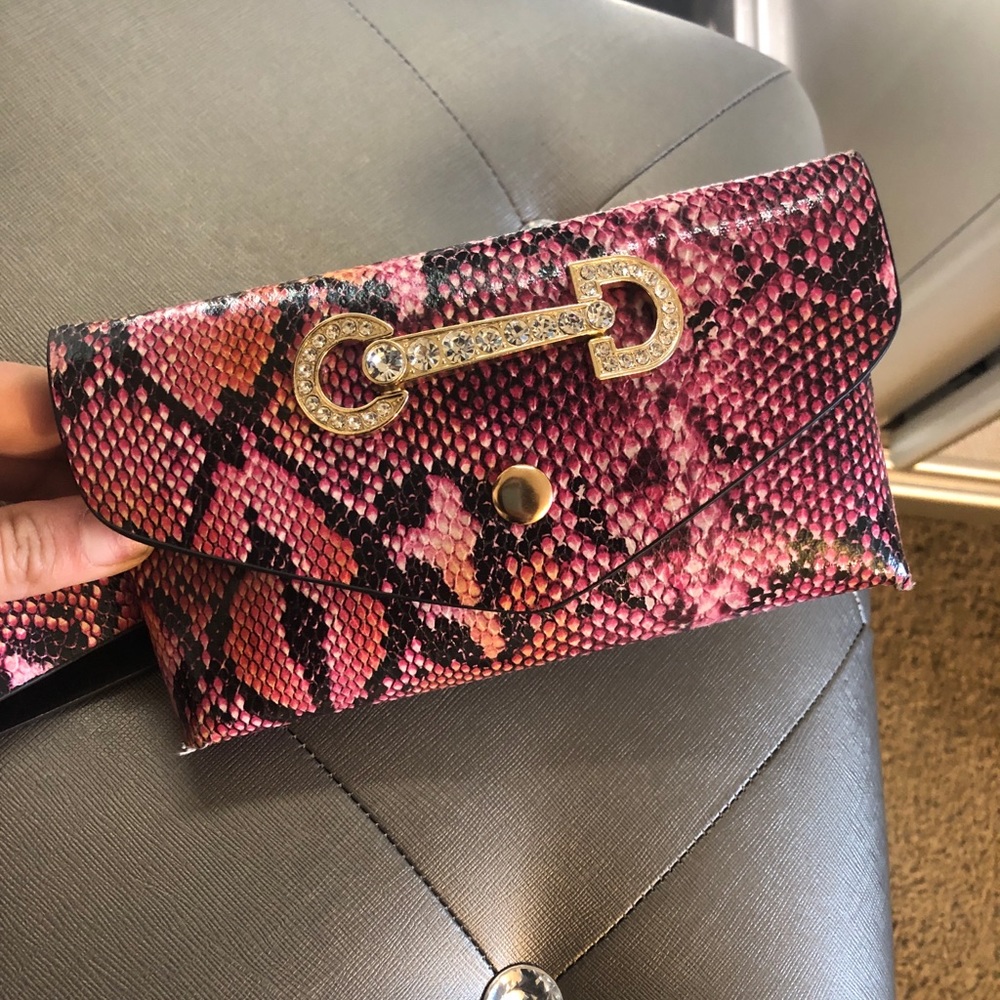5 for $30 fannypack